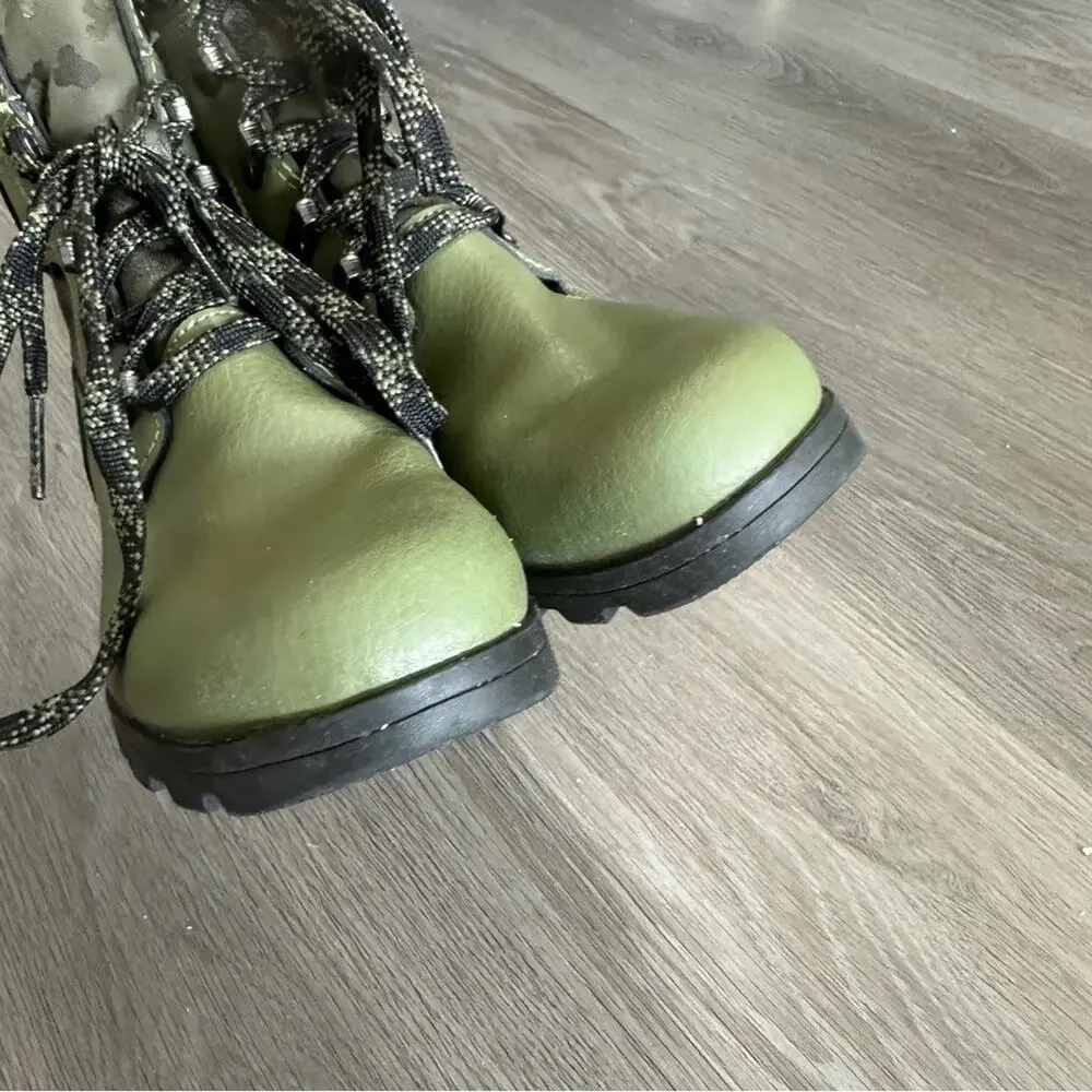 Sorel Kid's Unisex Emelie‎ Conquest Lace Up Combat Moto Boots Size 3